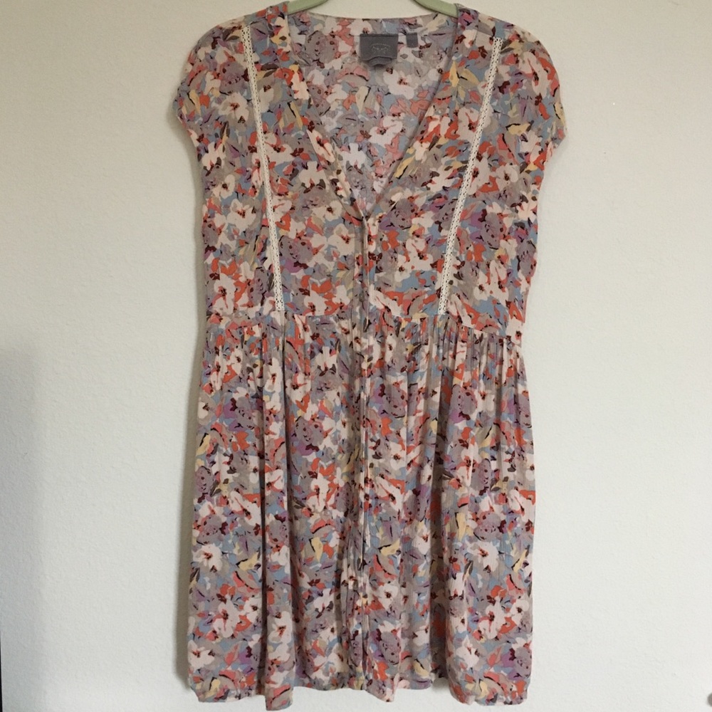 Anthro Vanessa and Virginia Floral and Lac…